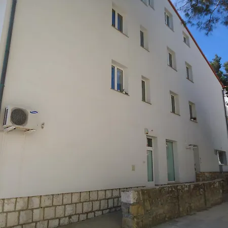 M. De Dominisa 5 Apartment Rab Town Exterior photo