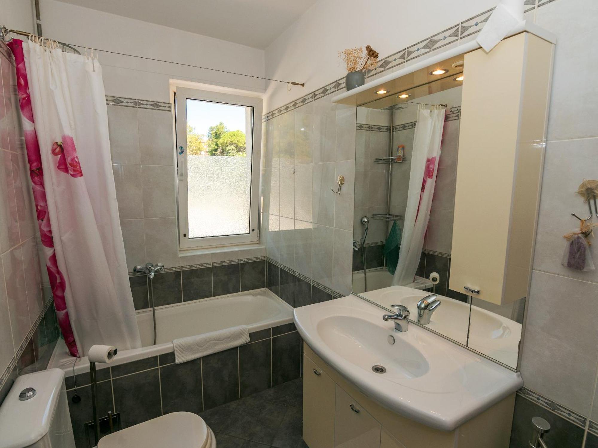 M. De Dominisa 5 Apartment *